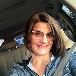 Meet your Posher, Denise